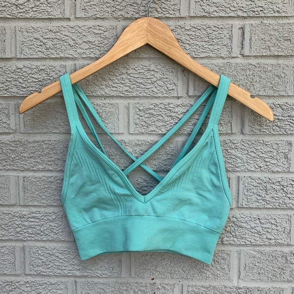Lululemon Seamlessly Plunge Bra in Heathered Opal - Picture 4 of 8